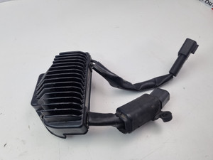 OEM Rectifier Voltage regulator Harley Davidson Dyna EFI 04-05 74631-04