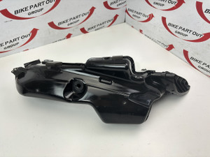 RH air duct Suzuki GSXR600 GSXR750 08-10 94402-37H00