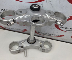 Triple clamps yoke Triumph Street Triple  660 675 R 13-16 T2044123 T2041212