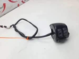 RH Switch start stop CAN BUS 4 pin Harley Davidson Softail 16-17 Dyna 2016 Sportster XL 16-21 71500297