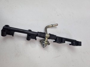 Fuel rail pressure regulator Yamaha FZ8 N S 11-13 39P-13795-00