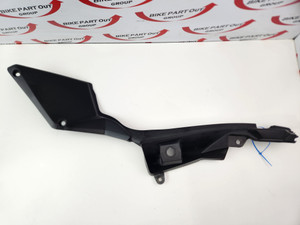 LH Side Frame Cover Suzuki DL1000 14-16 47211-31J00 LH Side Frame Cover Suzuki DL1000 14-16 47211-31J00