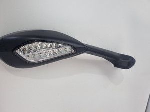 RH Mirror Blinker Ducati Supersport 939 S 17-20 523S0607A RH Mirror Blinker Ducati Supersport 939 S 17-20 523S0607A