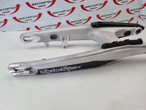 Swingarm Gas Gas EC 250 350 300 21-23 Husqvarna TE FE 450 501 17-23 26504030044 Swingarm Gas Gas EC 250 350 300 21-23 Husqvarna TE FE 450 501 17-23 26504030044