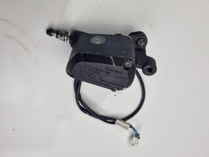 Front brake master cylinder Moto Guzzi V85 TT 19-22 California 1400 15-20 2B006111