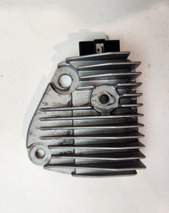 Rectifier Voltage Regulator Yamaha XV250 Virago 03-21 3DM-81960-01 Rectifier Voltage Regulator Yamaha XV250 Virago 03-21 3DM-81960-01