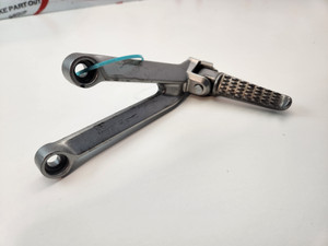 LH Pillion Peg And Mount Kawasaki Ninja ZX10R 04-05 35063-0060 LH Pillion Peg And Mount Kawasaki Ninja ZX10R 04-05 35063-0060