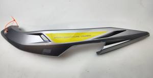 RH Rear Side Cover Suzuki V Strom DL1000 17-18 94420-31J20-YMD RH Rear Side Cover Suzuki V Strom DL1000 17-18 94420-31J20-YMD