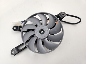 RH Radiator fan Yamaha MT10 MT-10 16-24 B67-12405-10