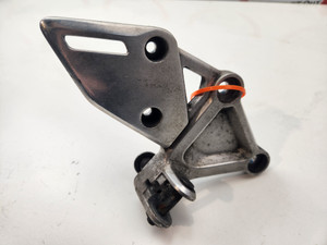 RH Foot Peg Mount Bracket Honda CB650R 19-24 50600MKND50