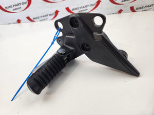LH Foot Peg And Mount Kawasaki ZX 1000 ZX1000SX 20-24 35063-0726-18R