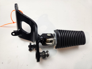 RH Foot Peg And Mount Yamaha XVS650 Vstar Custom 13-18 5KP-27420-01 RH Foot Peg And Mount Yamaha XVS650 Vstar Custom 13-18 5KP-27420-01