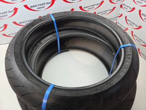 Metzeler Sportec M9 RR 190/55 ZR-17 Rear Tyre 120/70 ZR17 Front tyre