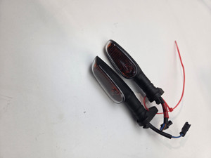 Rear blinker pair Moto Guzzi V7 850 750 19-25 V9 bobber 21-24 V100 22-25 2B013046R