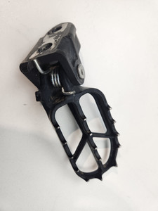 RH Foot Peg And Mount Honda CRF450 L 19-20 50660-MKE-A70
