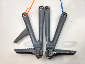 Pillion Pegs And Mount Pair Honda CBR600RR CBR600 RR 05-06 50760-MEE-D00
