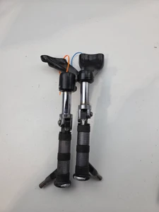Forward mount footpeg bracket LH RH pair Harley Davidson Sportster XL 1200 883 04-21 42652-04 42651-04
