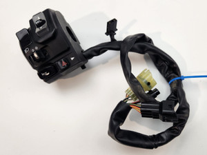 LH Lights Blinker Switch Kawasaki Ninja ZX636 ZX6R 19-22 46091-0420