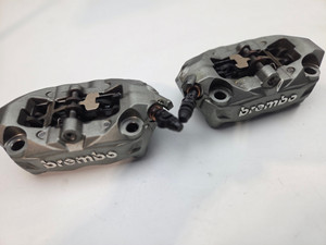 Front brake caliper pair Ducati Multistrada 950 V2 V4 1260 1200 16-25 73210573A 61041491C