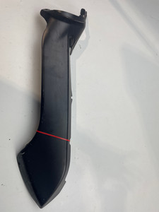 RH Cap Muffler guard Ducati Streetfighter 22-25 Panigale V2 20-25 46017071BA