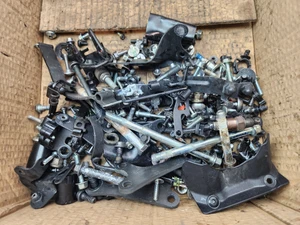 Chassis Bits And Bolts Yamaha YZF-R7 YZF R7 22-25