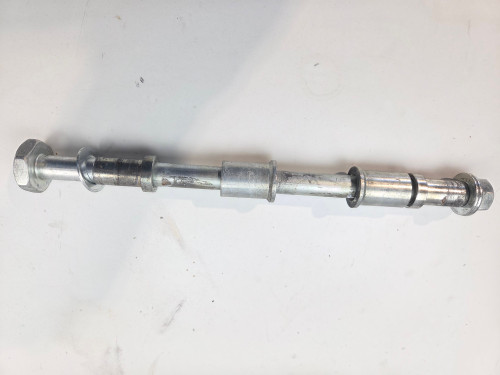 Swingarm bolt pivot shaft Harley Davidson Softail   00-07 47610-00