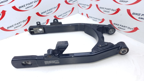 Swingarm Harley Davidson Dyna 96ci 103ci 1 in axle  47820-10