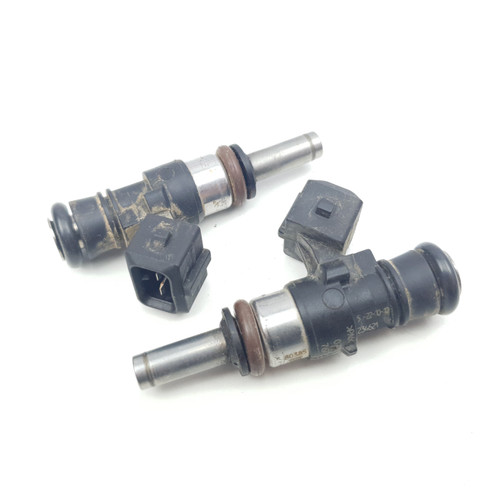 Fuel Injectors BMW F800GS F800 K72 07-16 F700GS F700 K70 12-16 GS 13617672335