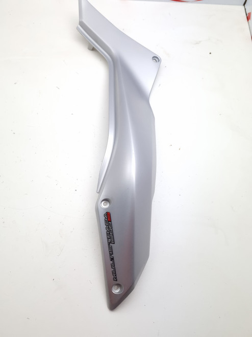 Right Rear side frame cover cowl Ducati Multistrada 1200 1200S 10-14 48211621AW Right Rear side frame cover cowl Ducati Multistrada 1200 1200S 10-14 48211621AW