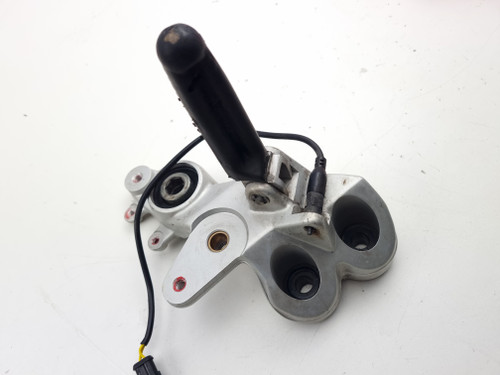 Right Foot peg mount  Ducati Hypermotard 1100 Multistrada 	82420711A