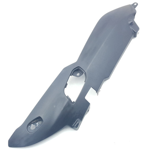LH Left Tail Fairing Cowl Trim Panel BMW R1200R R1200 R 06-14 K27 46637727075 LH Left Tail Fairing Cowl Trim Panel BMW R1200R R1200 R 06-14 K27 46637727075