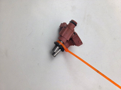 Fuel injector pair Ducati Multistrada 1200 13-14 Diavel 14-17 28040371A Fuel injector pair Ducati Multistrada 1200 13-14 Diavel 14-17 28040371A