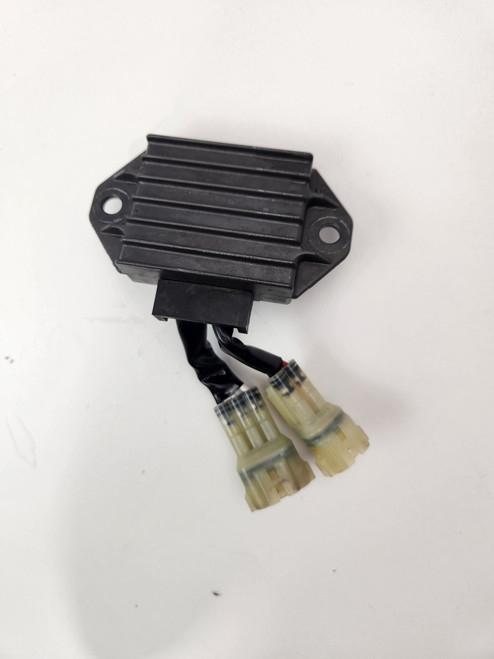 OEM Rectifier voltage regulator OEM Yamaha WRF450 WR450F 16-18 WRF250 WR250F 15-19