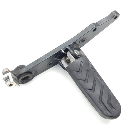 RH Foot Peg Mount Bracket Moto Guzzi V7 750 Classic Special Stone V7 II 883051 RH Foot Peg Mount Bracket Moto Guzzi V7 750 Classic Special Stone V7 II 883051