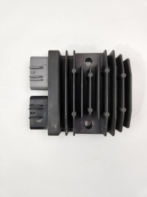 Rectifier Voltage Regulator Yamaha XTZ690 MT09 Tenere 700 Tracer 900 GT 1D7-81960-10 Rectifier Voltage Regulator Yamaha XTZ690 MT09 Tenere 700 Tracer 900 GT 1D7-81960-10