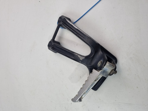 RH Pillion Peg and Mount Bracket 5 Yamaha XTZ690 XTZ 690 Tenere 700 BW3-F742L-00 RH Pillion Peg and Mount Bracket 5 Yamaha XTZ690 XTZ 690 Tenere 700 BW3-F742L-00