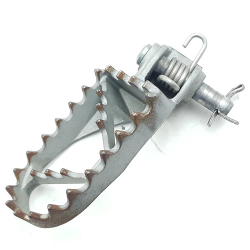 LH Foot Peg Husqvarna TE250 TE300 TC250 FE250 FE350 FE501 701 Enduro 78003040050
