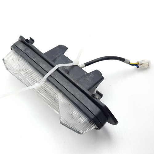 LED Rear Tail Brake Light Yamaha MT-09 Tracer 900 FJ-09 FJ09 15-20 2PP-84700-00 LED Rear Tail Brake Light Yamaha MT-09 Tracer 900 FJ-09 FJ09 15-20 2PP-84700-00
