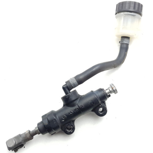 Rear Brake Master Cylinder Triumph Street Triple 08-12 Daytona 09-12 675 T2021095 Rear Brake Master Cylinder Triumph Street Triple 08-12 Daytona 09-12 675 T2021095