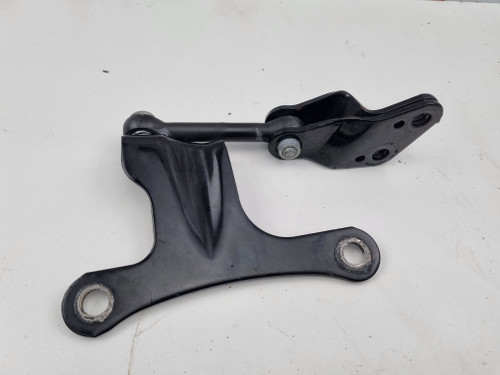 Top engine mount Harley Davidson Sportster  XL1200 XL883 47471-04A