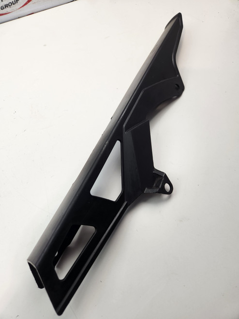 Chain guard Suzuki GSXR600 GSXR750 06-10 61311-01H10