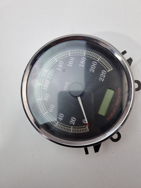 Speedo Speedometer kph Harley Davidson Softail Fatboy Standard Heritage 08-10 67197-08 Speedo Speedometer kph Harley Davidson Softail Fatboy Standard Heritage 08-10 67197-08