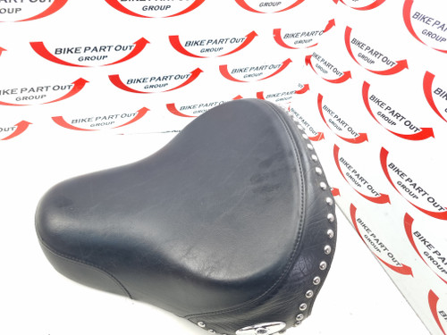 Riders seat Harley Davidson Softail 88ci 52506-00 - Bike Part Out
