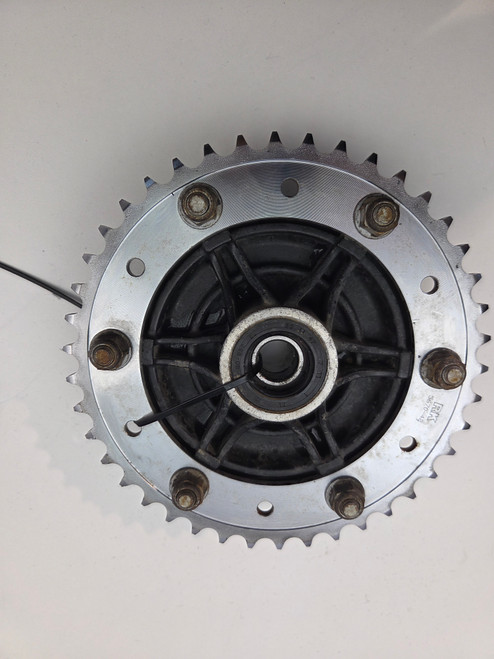 Rear sprocket carrier hub cush drive 42T BMW F800GS F800 F700 GS 07-17 27717717630