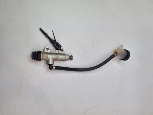 OEM Rear brake master cylinder BMW F850 GS F850GS F750 F800 F900 R XR 34217692190 OEM Rear brake master cylinder BMW F850 GS F850GS F750 F800 F900 R XR 34217692190