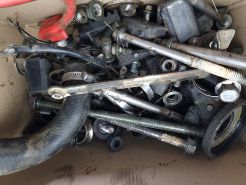 Chassis frame Bolts and Bits Yamaha FZ1 FZ FZS1000 Fazer 01-05