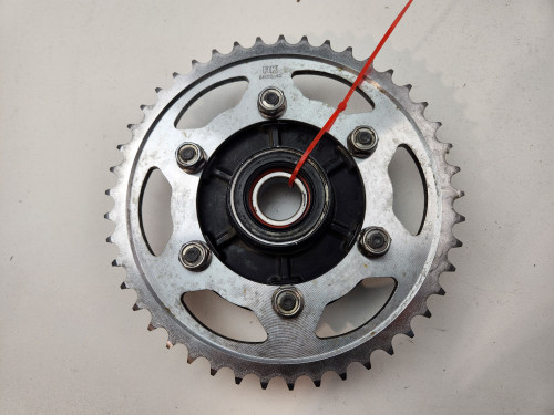 Rear sprocket carrier Cush Drive 45T Yamaha YZF-R1 R1 04-11 R6 03-19 5SL-25366-00 Rear sprocket carrier Cush Drive 45T Yamaha YZF-R1 R1 04-11 R6 03-19 5SL-25366-00