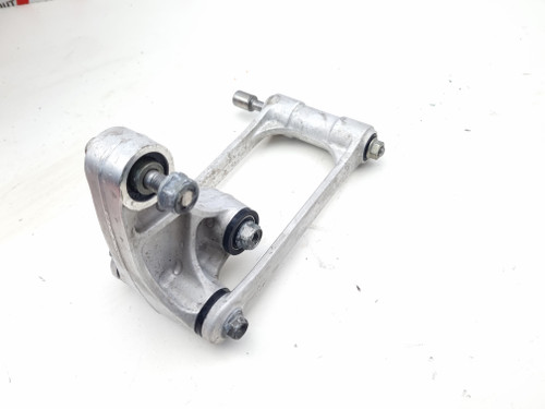 Rear linkage Honda CBR600RR CBR 600 RR 03-04 52465-MEE-000 Rear linkage Honda CBR600RR CBR 600 RR 03-04 52465-MEE-000