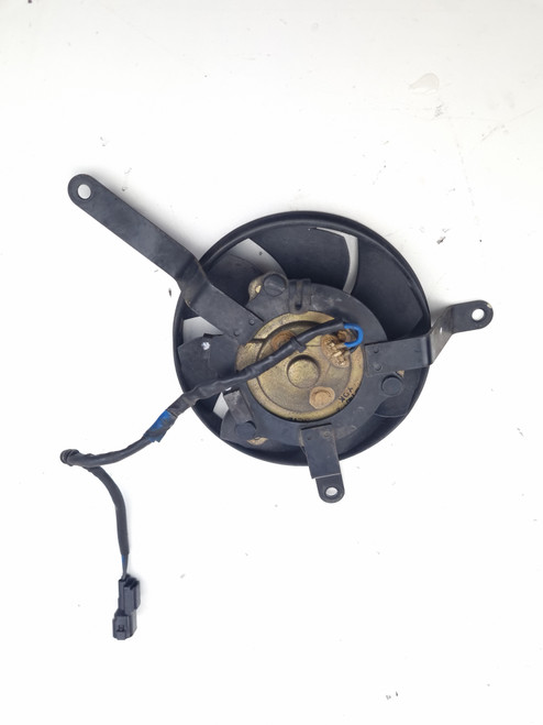 Radiator thermo fan Honda CBR600RR CBR 600 RR 03-04 19030-MEE-003 Radiator thermo fan Honda CBR600RR CBR 600 RR 03-04 19030-MEE-003