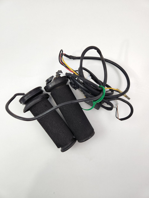 Heated Hand Grips Kit KTM 790 890 Adventure R 64112964044 Heated Hand Grips Kit KTM 790 890 Adventure R 64112964044